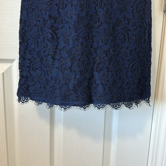 DIANE VON FURSTENBERG Zarita Dress Navy Blue Lace Sheath 3/4 Sleeve - Picture 5 of 13